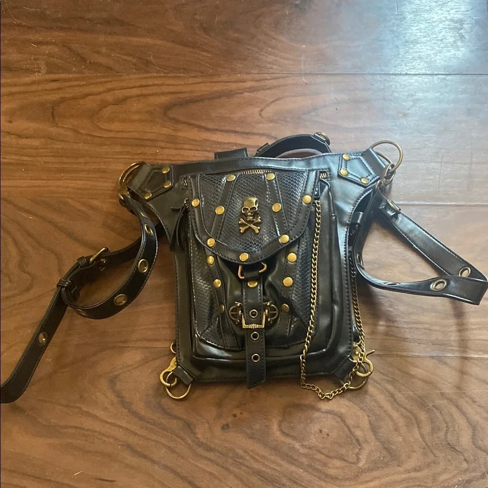 Black Leather Crossbody Bag with Gold Accents Biker Goth Steampunk New No‎ Tags